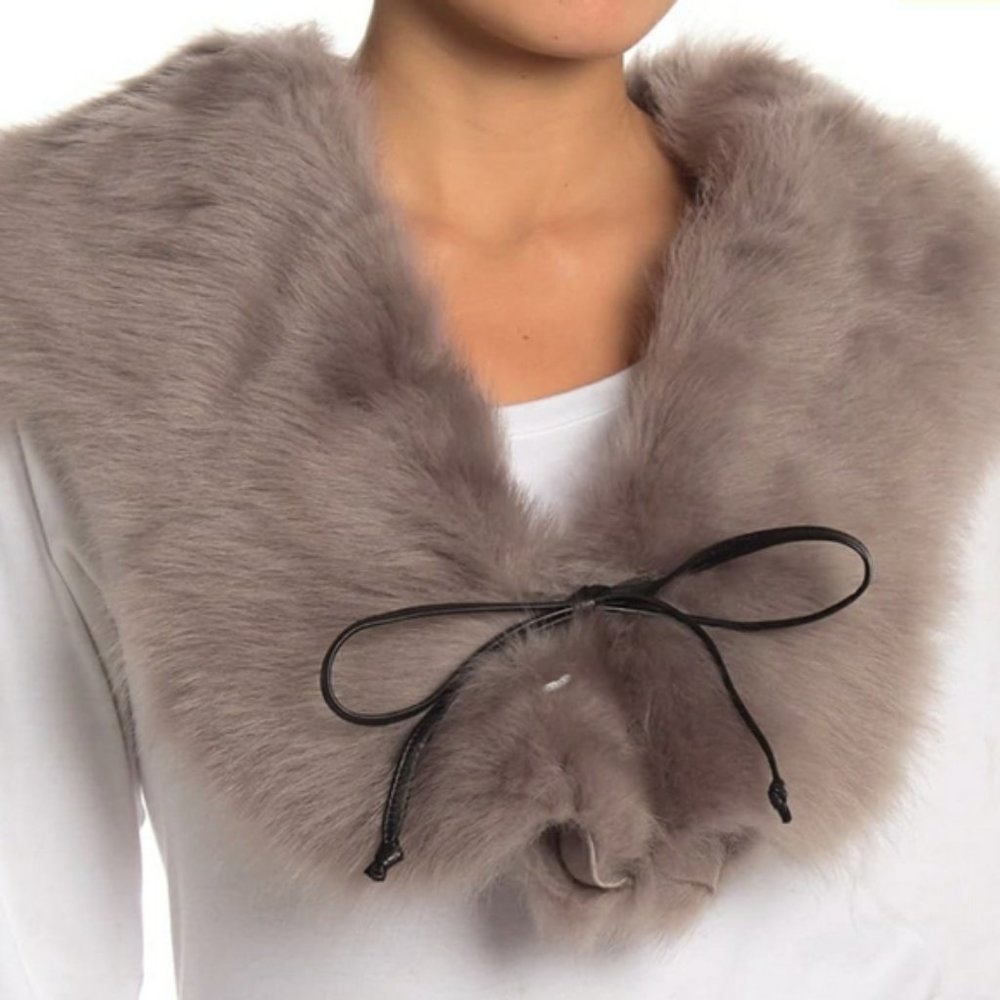 UGG Sheepskin Shrug Wrap Collar Scarf Real Fur